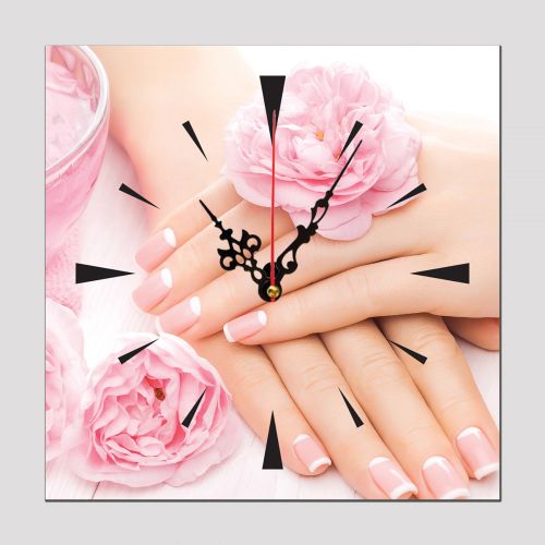 C0803_1 Clock with print French manicure