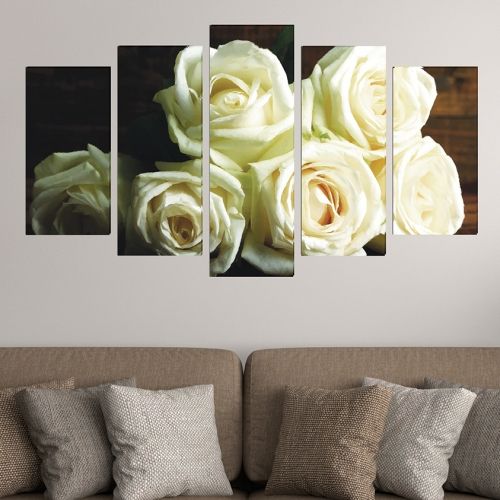 Wall art decoration with white roses