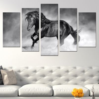 5 pieces home decoration with black horse