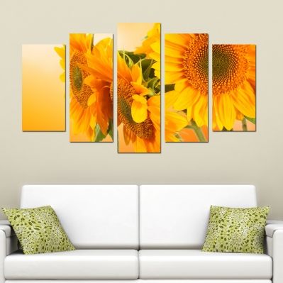 wall decoration with sunflowers