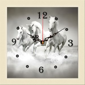 C0169_1 Стенен часовник с принт Бели коне