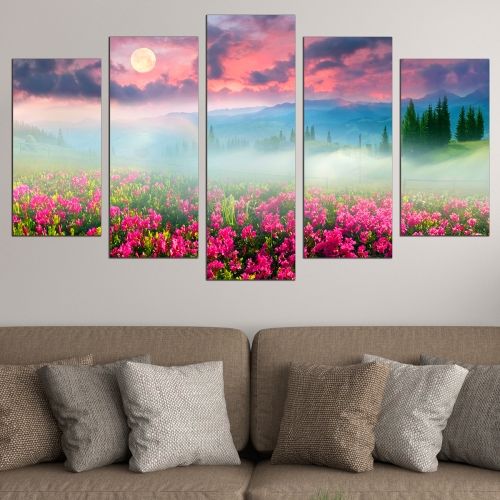 Картина от 5 части Цветен планински пейзаж  с розови цветя