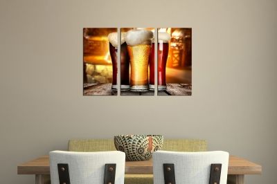 Картина за заведение или клуб с халби бира