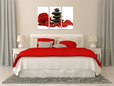 Дзен картина от 3 части с червена роза и камъни