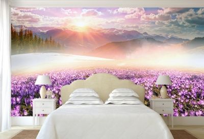 Фототапет за спалня с планински пейзаж с цветя